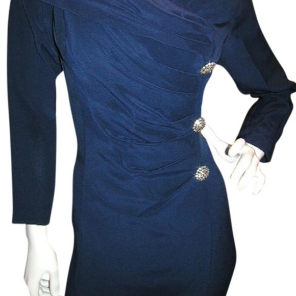 C3 1700 gown, formal, after-five, cocktail, bride - Picture 3 of 8